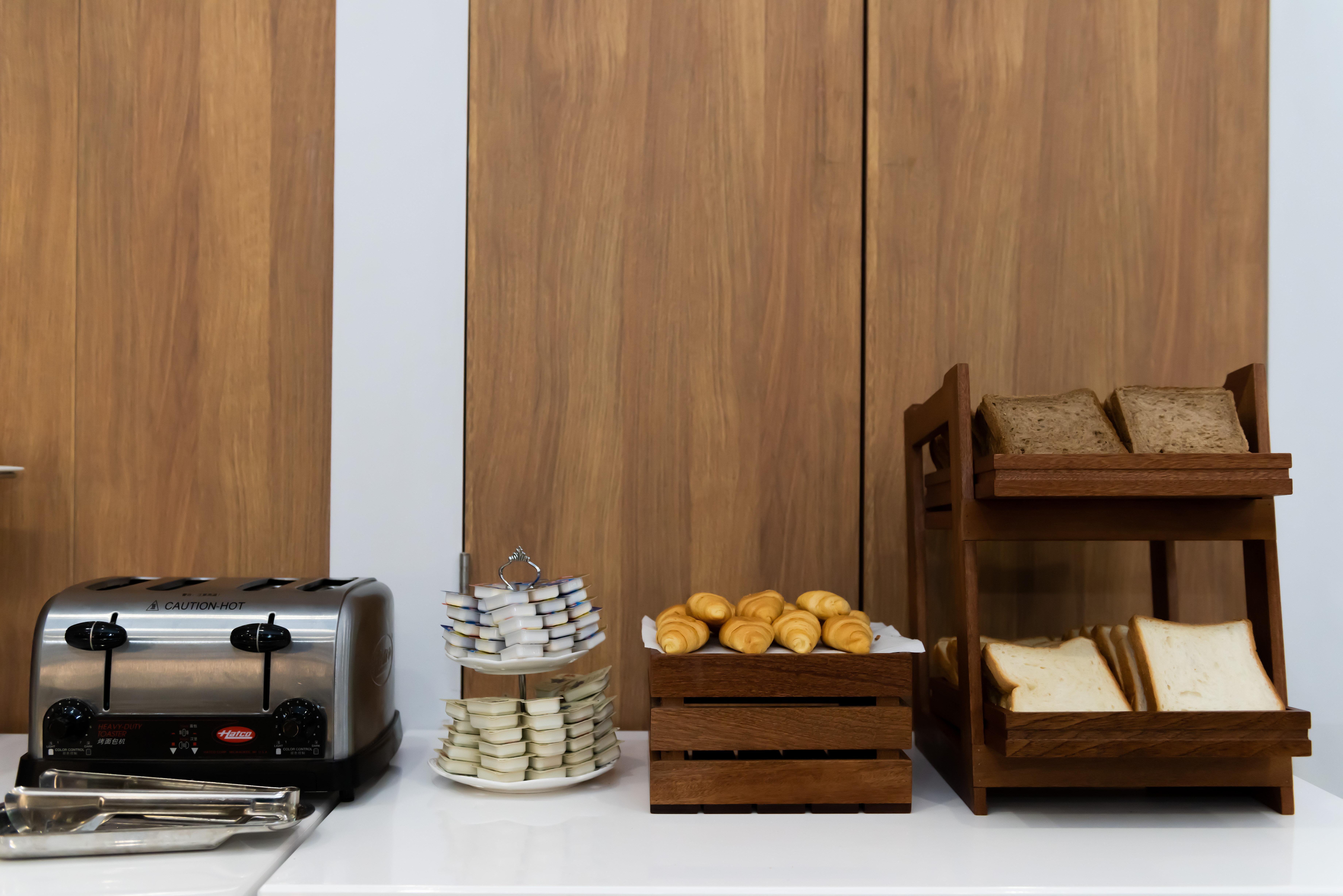 Holiday Inn Express Shanghai Tangzhen By Ihg - 20 Mins To Disney Land Exterior foto