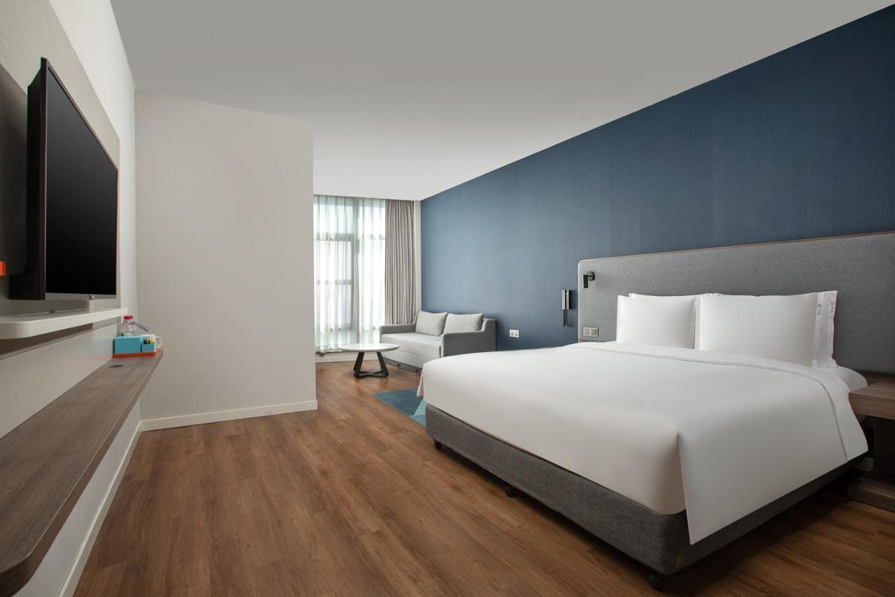 Holiday Inn Express Shanghai Tangzhen By Ihg - 20 Mins To Disney Land Exterior foto